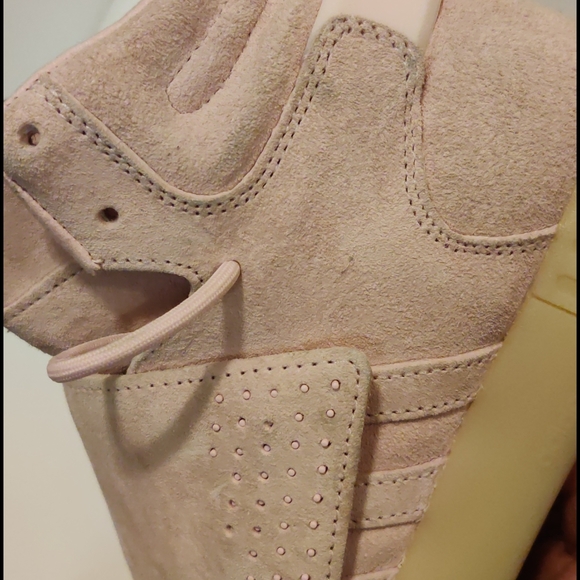 Women's Adidas Tublar Strap Sneakers🌸 - Picture 4 of 6